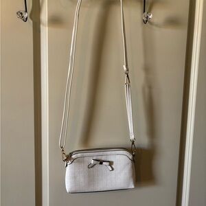 Simple White Crossbody Bag - Classic bag